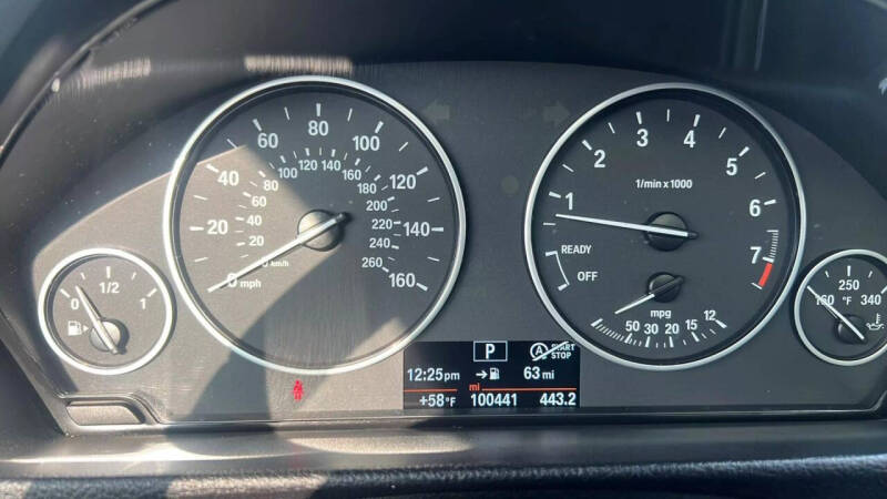 2016 BMW 3 Series 320i