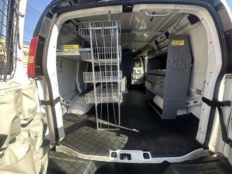 2011 Chevrolet Express 2500