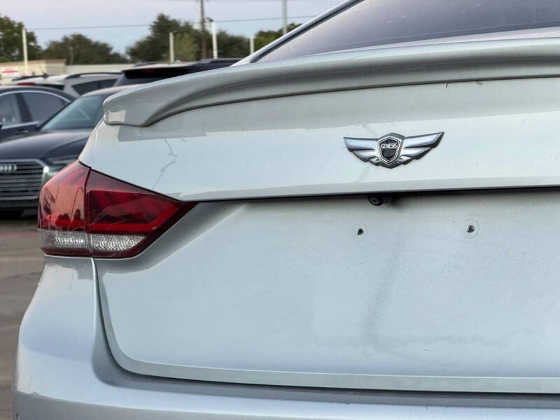 2015 Hyundai Genesis 5.0L