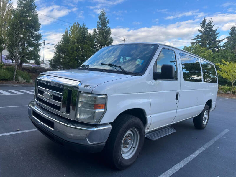 2014 Ford E-Series E-350 SD XLT