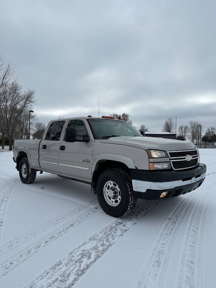 2006 Chevrolet Silverado 2500HD for sale at Maahs Motors in Becker, MN