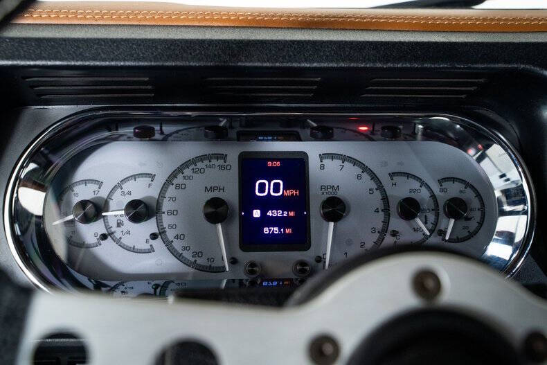 1985 Land Rover Defender