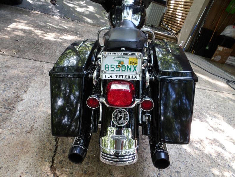 2004 Harley-Davidson FLHT Electra Glide