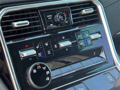 2025 Nissan Armada Platinum