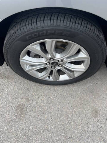 2024 Ford Edge Titanium