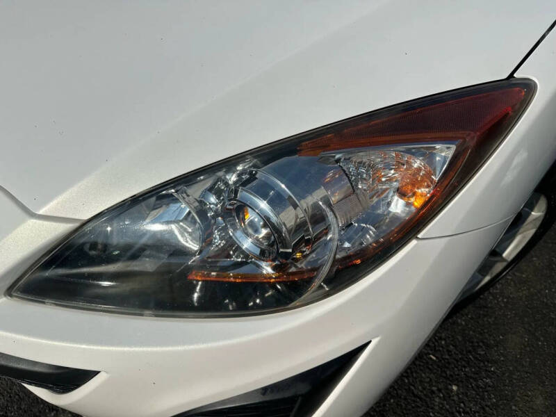 2011 Mazda MAZDA3 i Touring