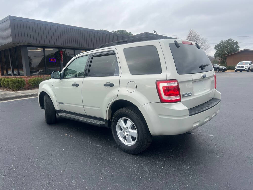 2008 Ford Escape XLT photo 13