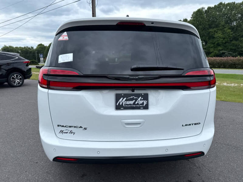 2026 Chrysler Pacifica Limited