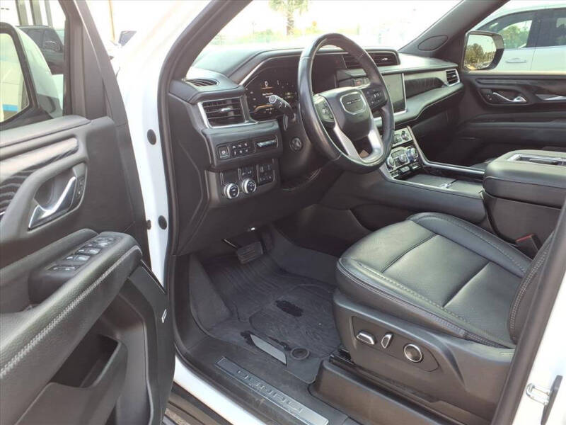 2023 GMC Yukon XL Denali