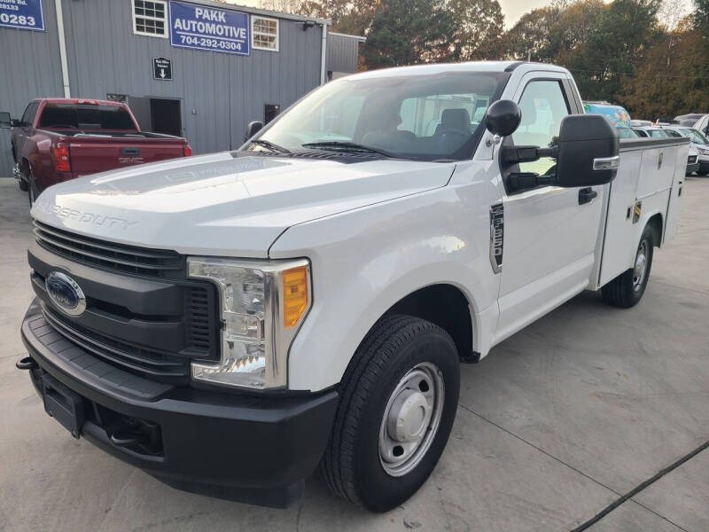 2017 Ford F-350 Super Duty XL