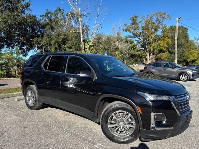 2023 Chevrolet Traverse LT Leather