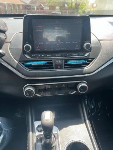 2020 Nissan Altima 2.5 SR