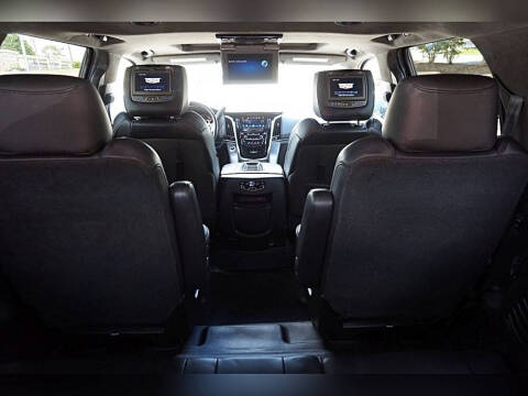 2019 Cadillac Escalade Platinum