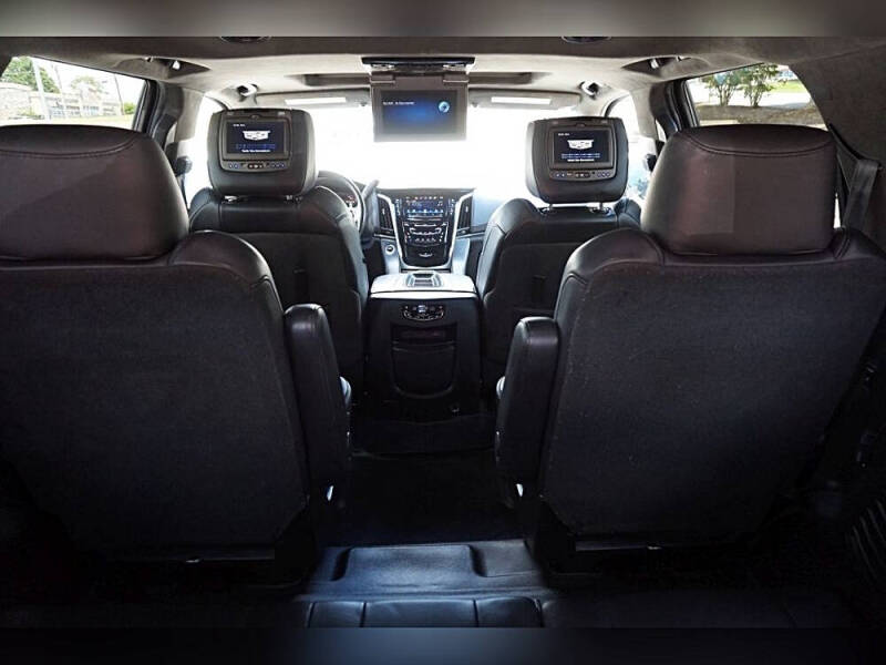 2019 Cadillac Escalade Platinum