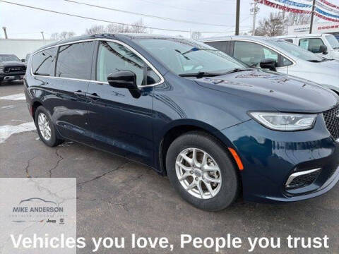 2024 Chrysler Pacifica Touring L