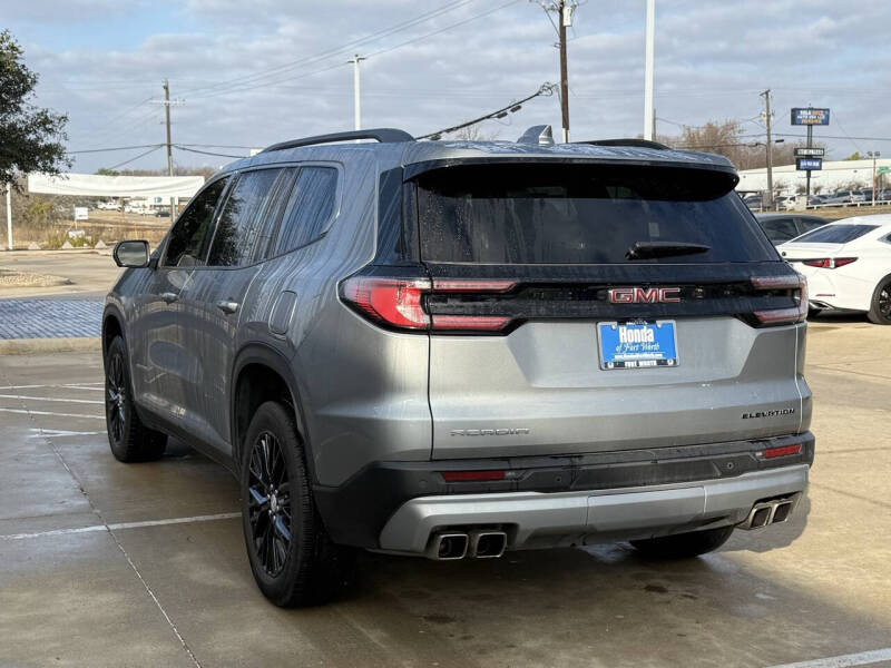 2024 GMC Acadia Elevation