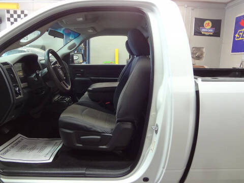 2012 RAM 1500 ST