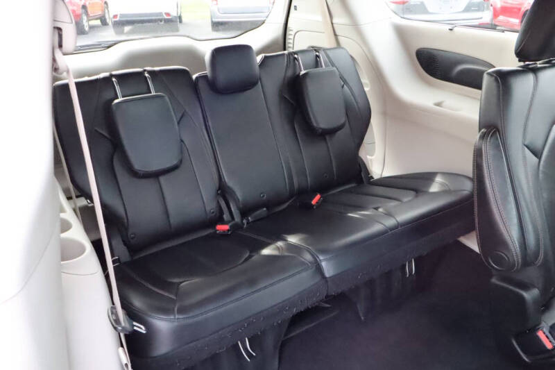 2018 Chrysler Pacifica Touring L Plus