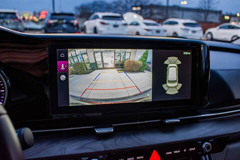 2023 Kia Carnival EX