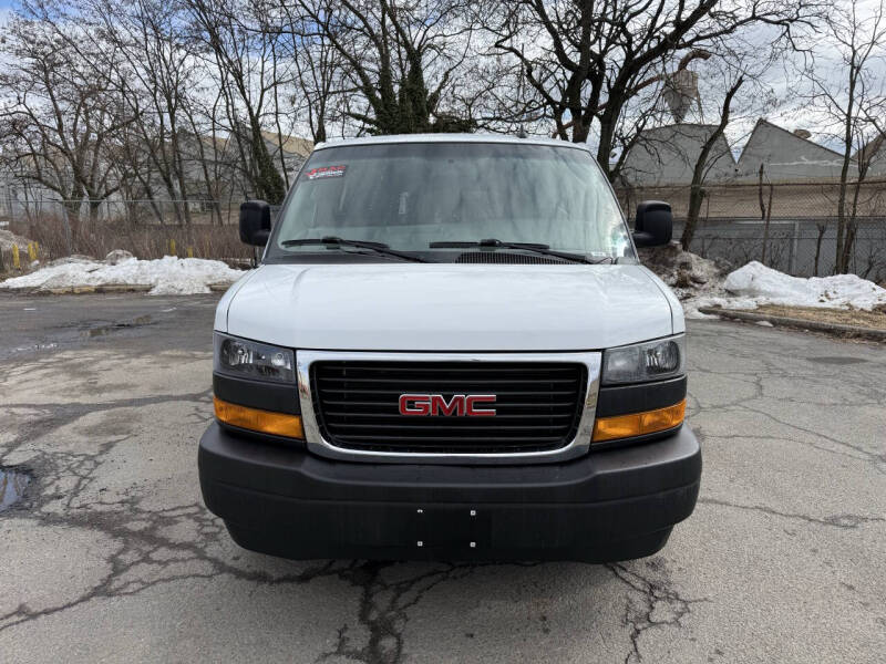 2020 GMC Savana 2500