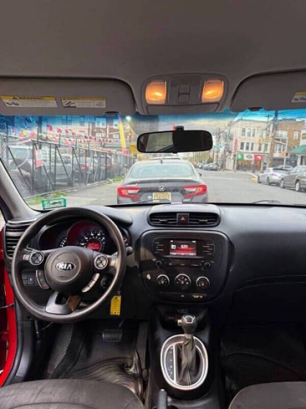 2014 Kia Soul +