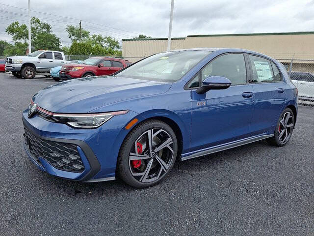 2025 Volkswagen Golf GTI SE