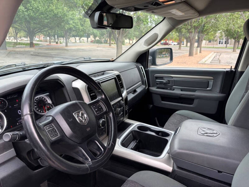 2016 RAM 1500 SLT