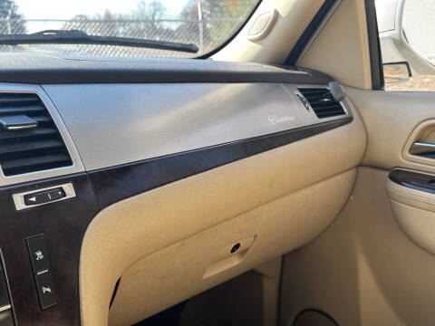 2011 Cadillac Escalade ESV Premium