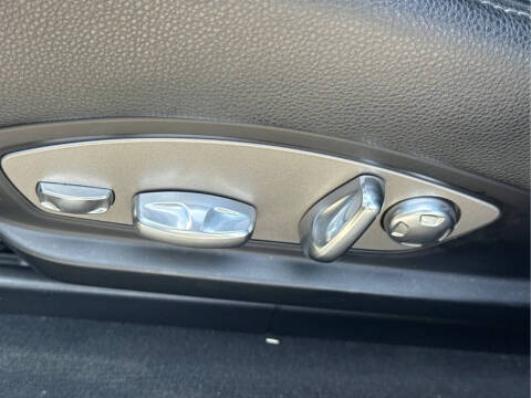 2011 Porsche Panamera 4