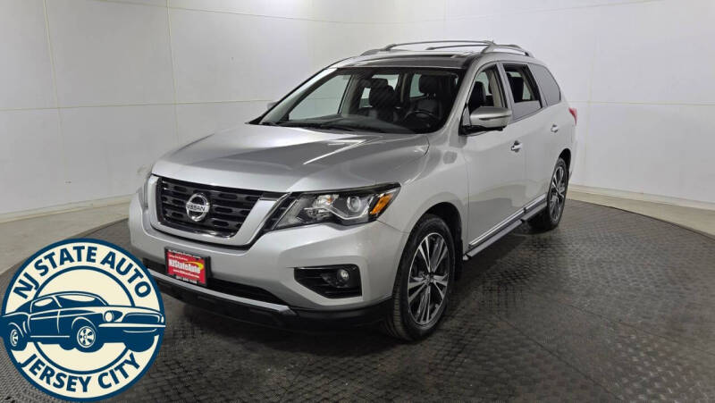 2017 Nissan Pathfinder Platinum