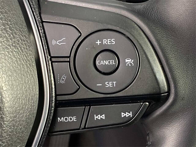 2022 Toyota Venza XLE