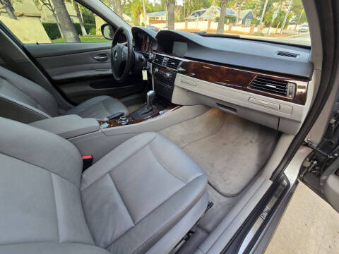 2011 BMW 3 Series 328i