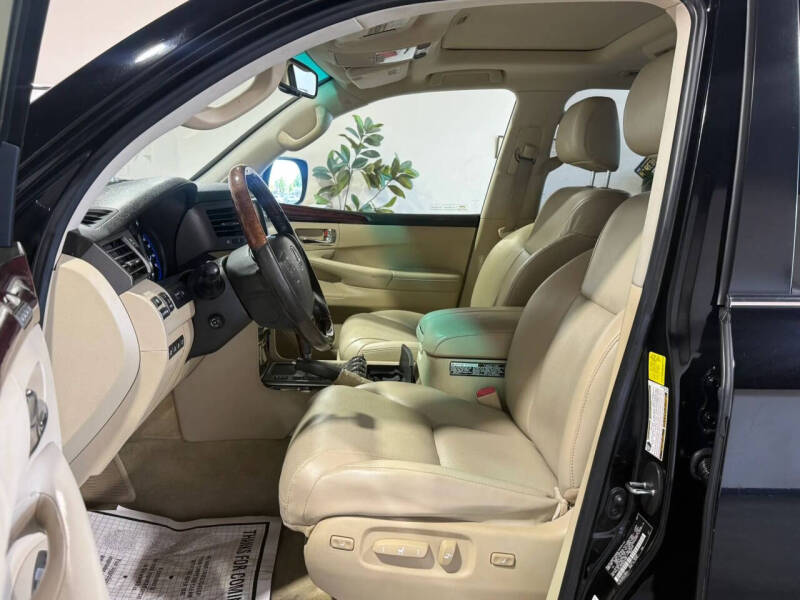 2011 Lexus LX 570