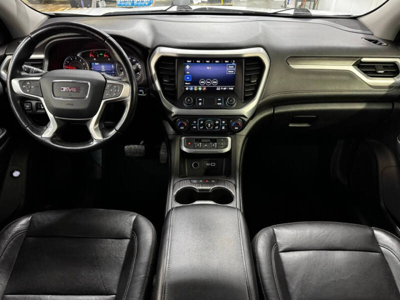 2020 GMC Acadia SLT