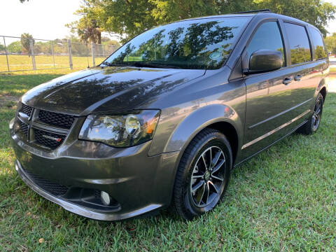 2016 Dodge Grand Caravan for sale at Top Trucks Motors in Pompano Beach FL