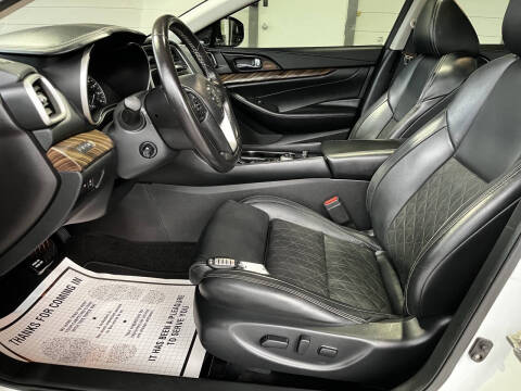 2017 Nissan Maxima Platinum