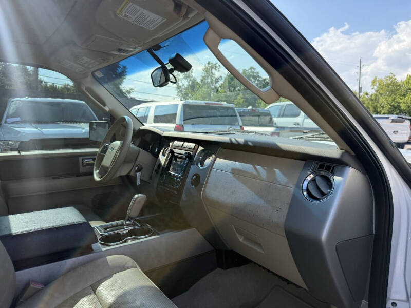 2013 Ford Expedition EL XLT