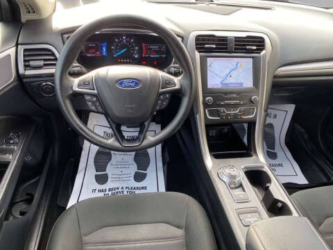 2019 Ford Fusion Hybrid SE