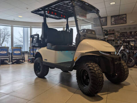 2026 E-Z-GO RXV 4