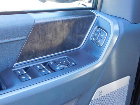 2022 Ford F-150 Lightning Lariat