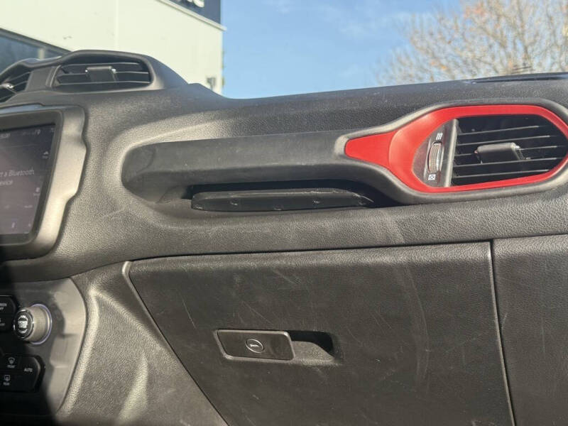 2021 Jeep Renegade Trailhawk