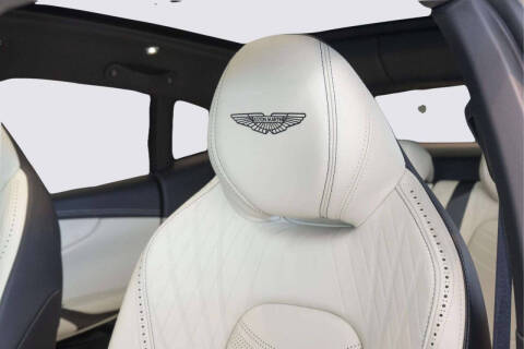2024 Aston Martin DBX
