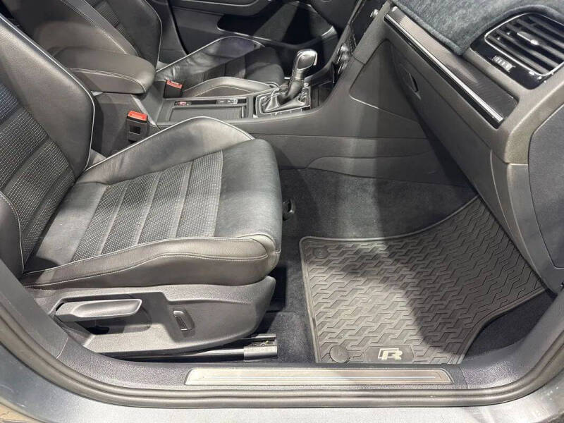 2018 Volkswagen Golf R 4Motion
