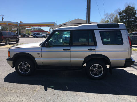 2001 Land Rover Discovery Series II for sale at RICHARDSON WHOLESALE in Fayetteville TN