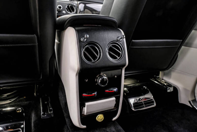 2022 Rolls-Royce Black Badge Cullinan