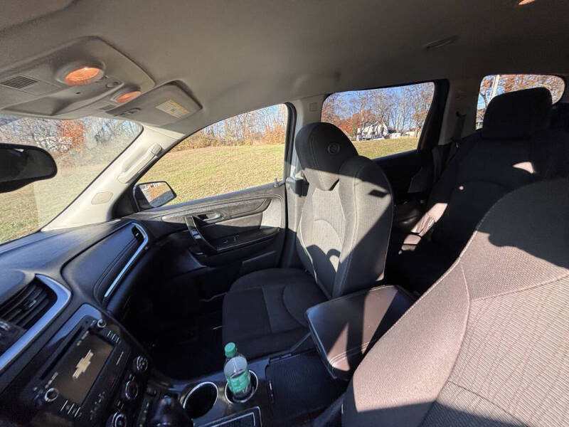 2017 Chevrolet Traverse LT