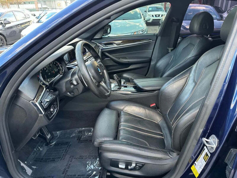 2019 BMW 5 Series 540i