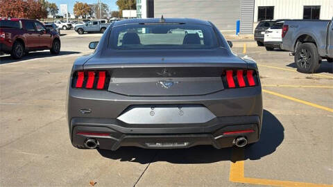 2025 Ford Mustang EcoBoost