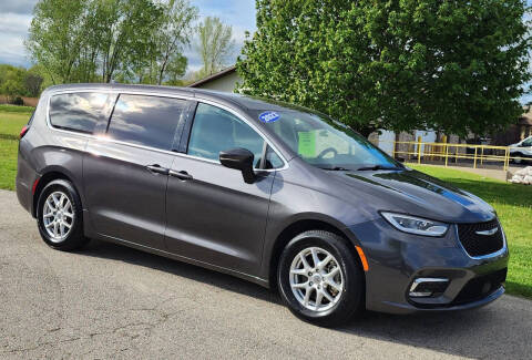 2023 Chrysler Pacifica Touring L
