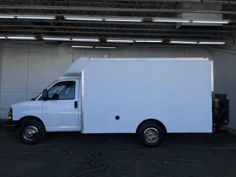 2016 Chevrolet Express 3500